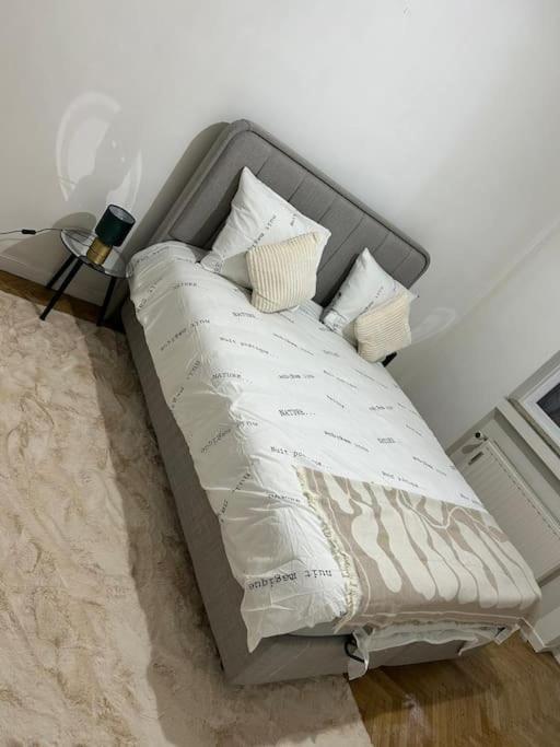 Bruxelles Centre - Ixelles - Avenue Louise - Chic Appart Екстериор снимка