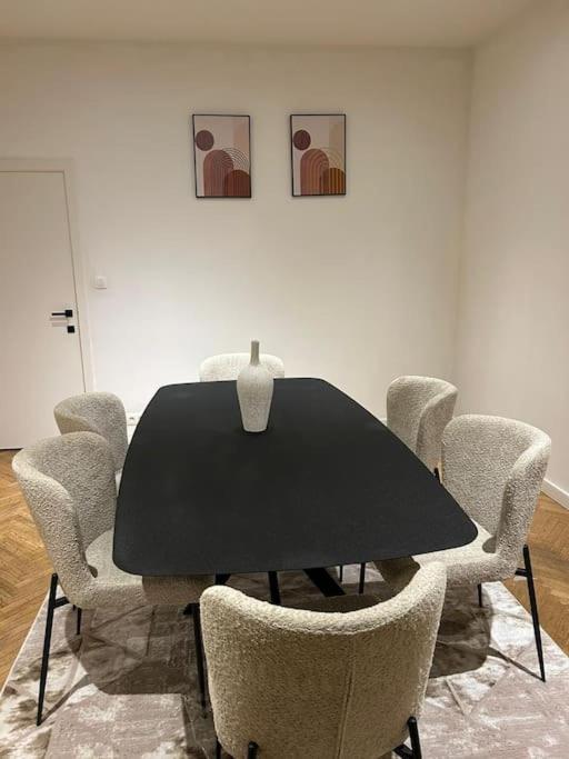 Bruxelles Centre - Ixelles - Avenue Louise - Chic Appart Екстериор снимка