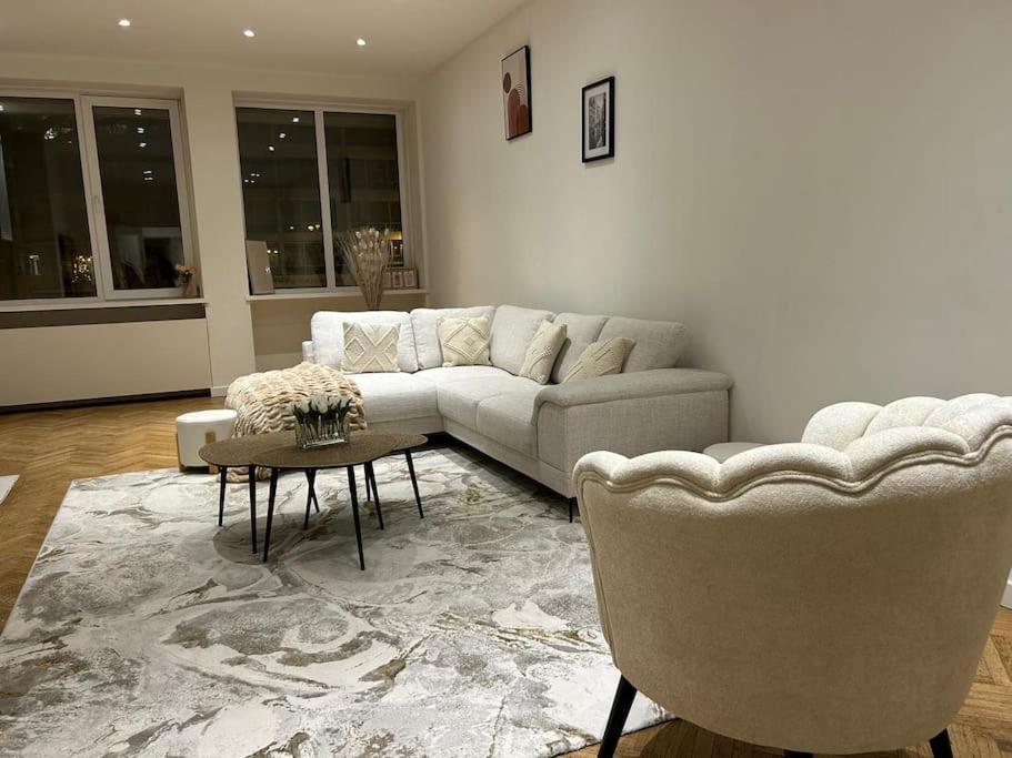 Bruxelles Centre - Ixelles - Avenue Louise - Chic Appart Екстериор снимка